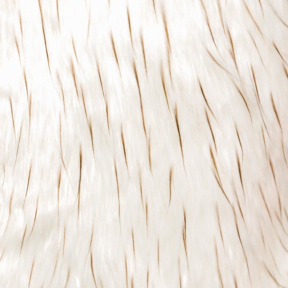 Hot & Delicious Faux Fur Vest Size L - Picture 6 of 12